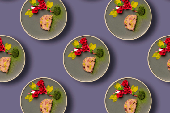 Pâté z gęsi, marynowane buraki, emulsja pistacjowa