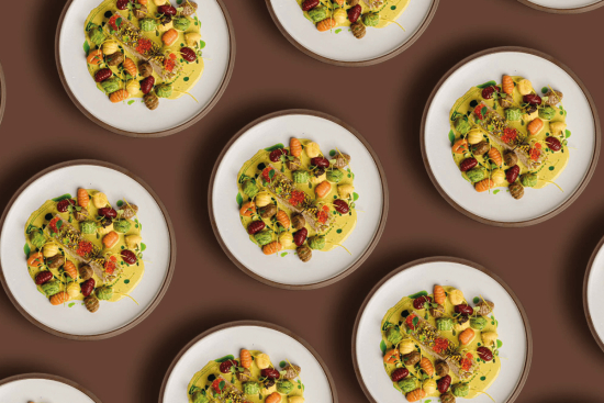 Polędwica z karmazyna w kolorach jesieni – mozaika gnocchi, beurre blanc pistacjowe